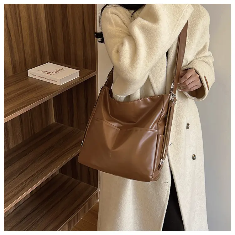 Women Vintage Black Crossbody Shoulder Bag 2023 — feature 13