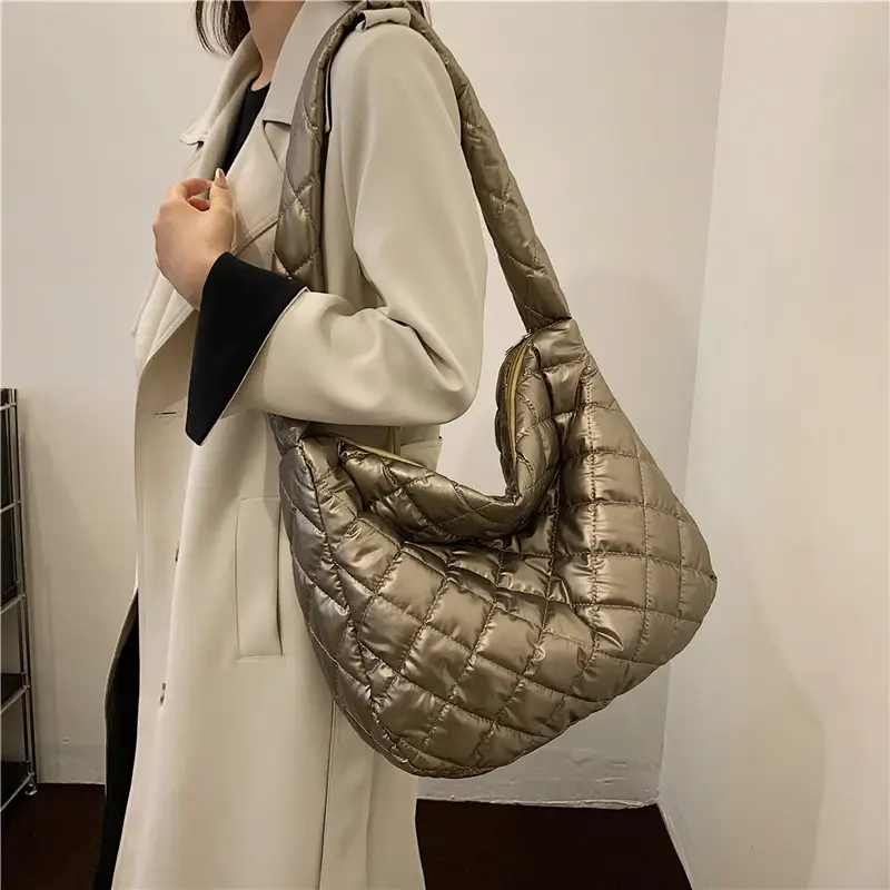 Winter Crossbody Bag Women Black Quilted Large Capacity