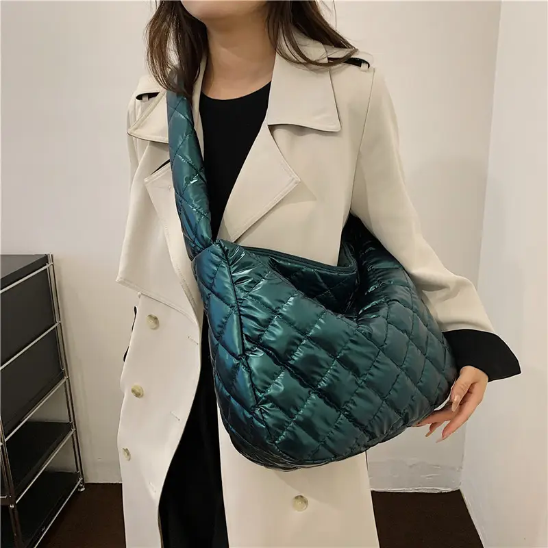 Winter Crossbody Bag Women Black Quilted Large Capacity