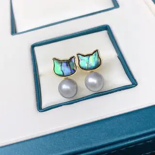 Freshwater Pearl Earrings Kitten Design 8-9mm - Image 4