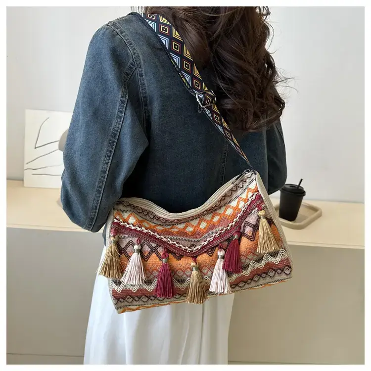 2023 Ethnic Tassel Shoulder Tote Bag with Tassels — feature 12