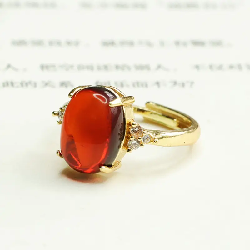 Gold Claw Setting Natural Amber Ring for Women — feature 9