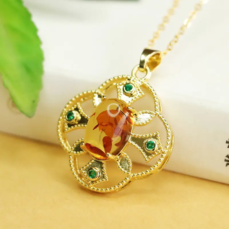 Aiyu Natural Amber Pendant Necklace Ethnic Gold