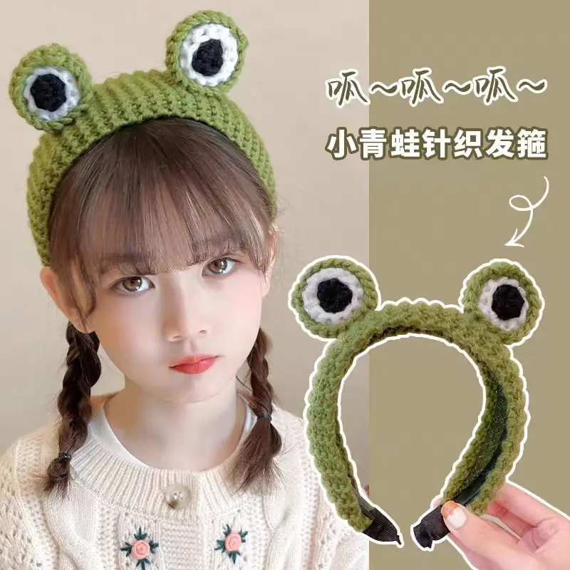Green Wool Knitted Frog Headband with Big Eyes - Image 6
