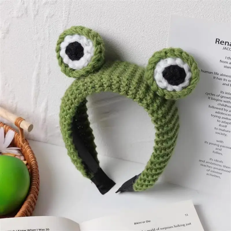 Green Wool Knitted Frog Headband with Big Eyes - Image 7