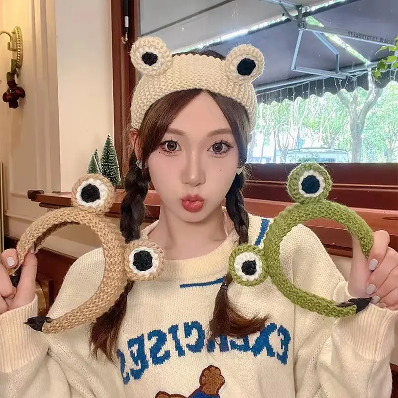 Green Wool Knitted Frog Headband with Big Eyes — feature 1