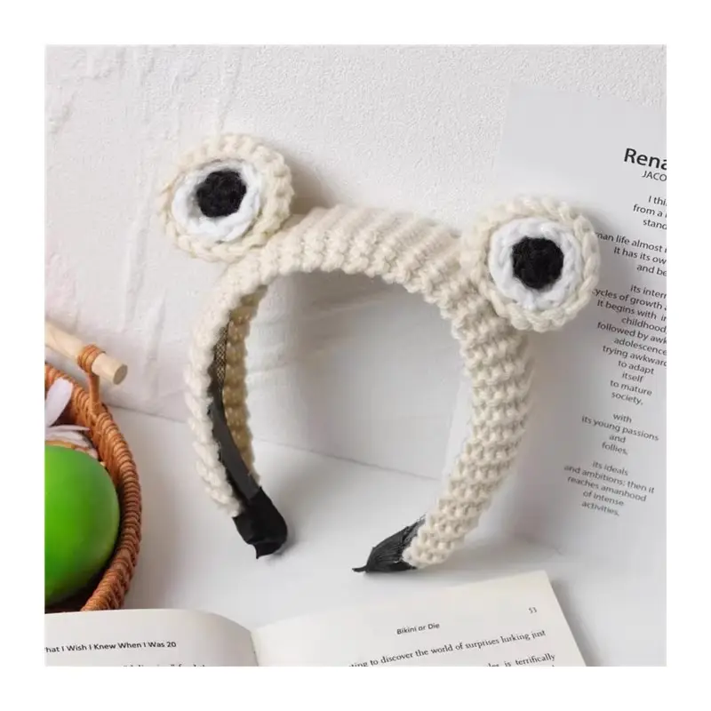 Green Wool Knitted Frog Headband with Big Eyes — feature 7