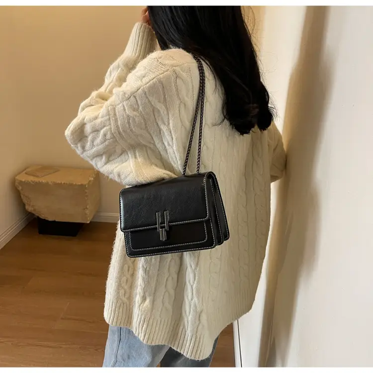 Retro Small Square Bag Women 2020 Fashion — feature 15