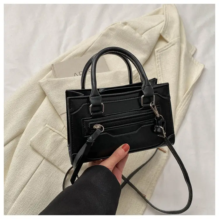 Women's Brown Leather Shoulder Messenger Bag Winter 2023 — feature 27