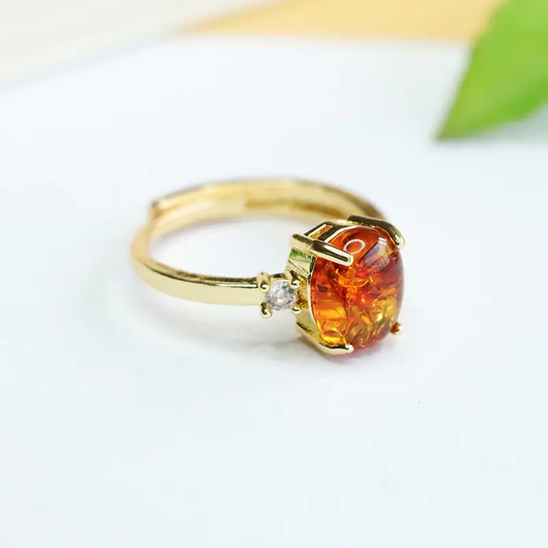 Aiyu Natural Amber Ring for Women's Light Luxury Jewelry - Image 2