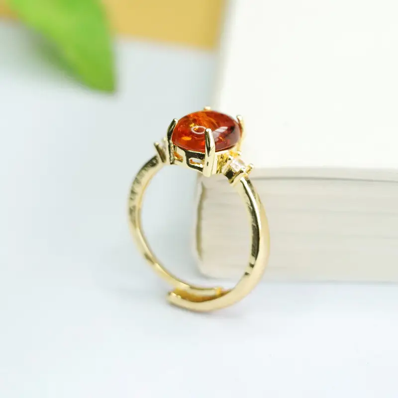Aiyu Natural Amber Ring for Women's Light Luxury Jewelry - Image 4