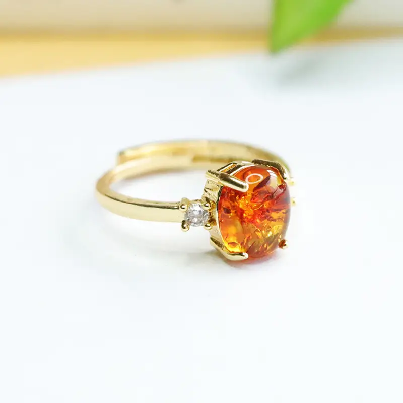 Aiyu Natural Amber Ring for Women's Light Luxury Jewelry — feature 5