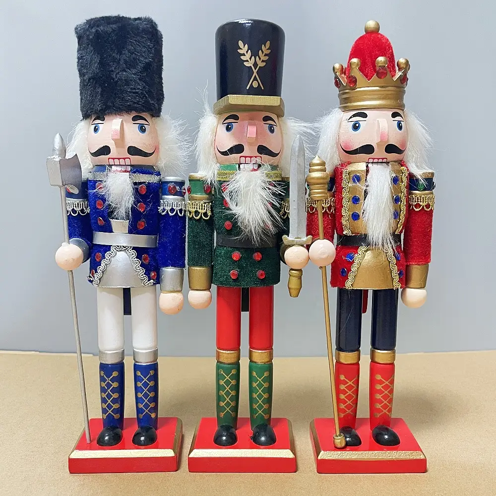 Wooden Nutcracker Christmas Decor for Home — feature 18