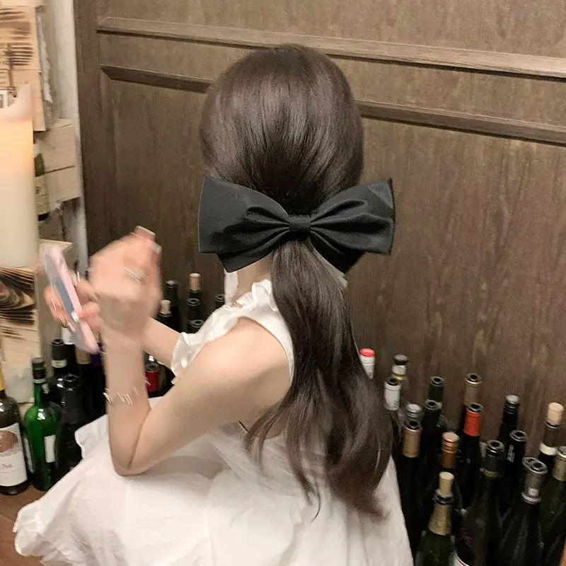 Oversized Black 3D Bow Hairpin Clip — feature 5
