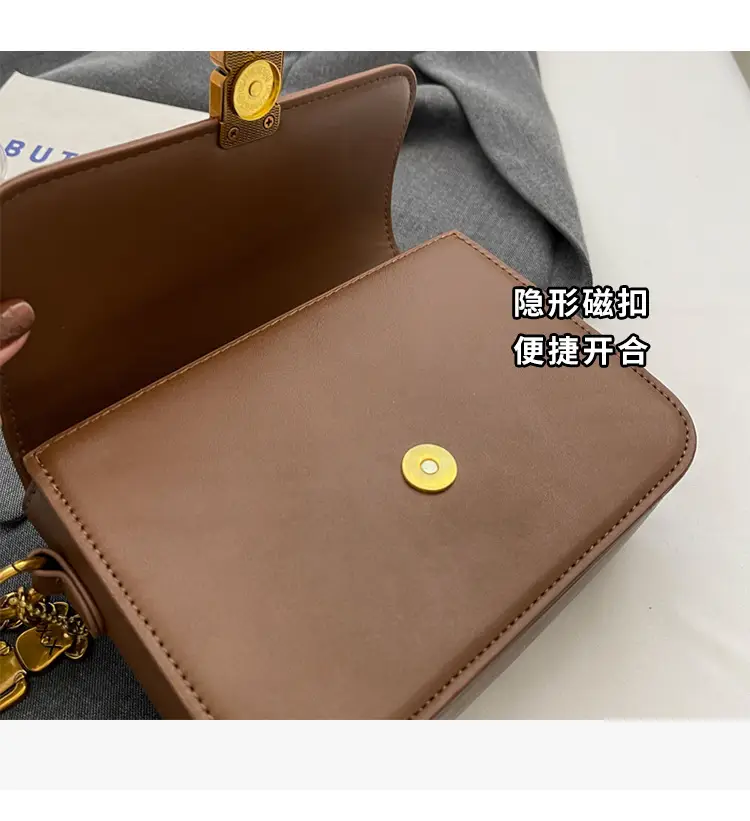 Black Crossbody Bag with Gold Chain & Clasp — feature 15