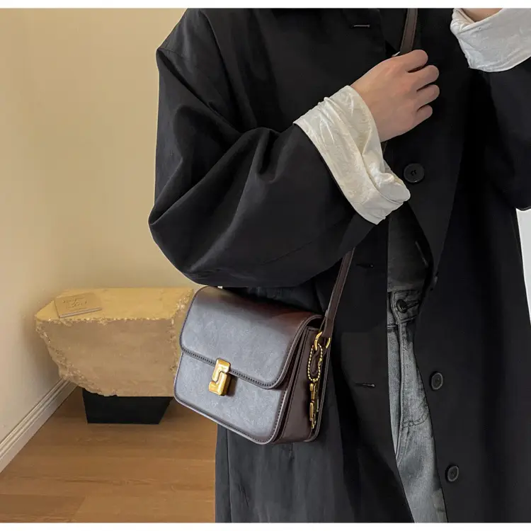 Black Crossbody Bag with Gold Chain & Clasp — feature 25