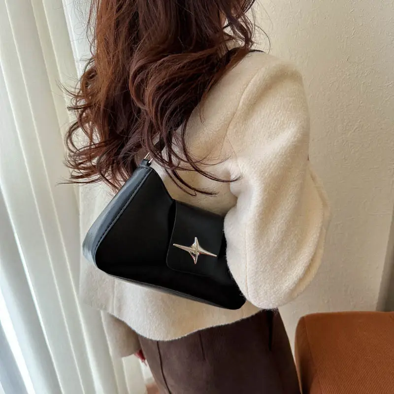 Black Star Logo Women's Shoulder Bag