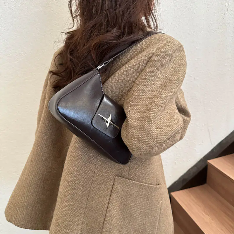 Black Star Logo Women's Shoulder Bag