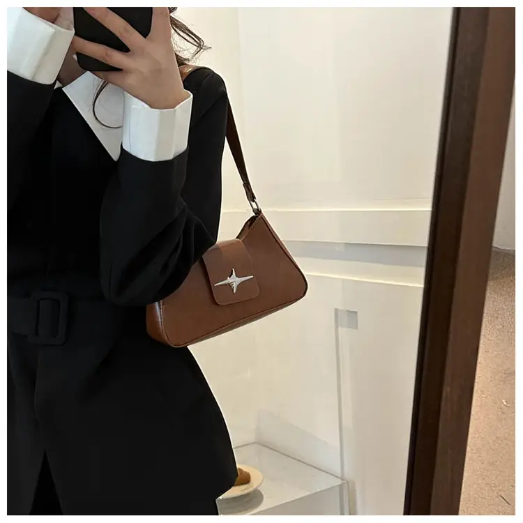 Black Star Logo Women's Shoulder Bag — feature 10