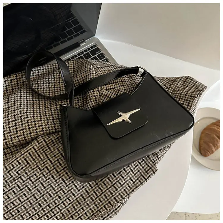 Black Star Logo Women's Shoulder Bag — feature 15
