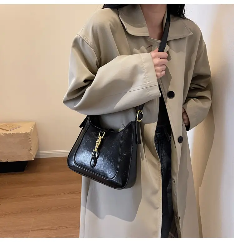 Women's Brown Leather Shoulder Bag 2023 Winter New Arrival — feature 19
