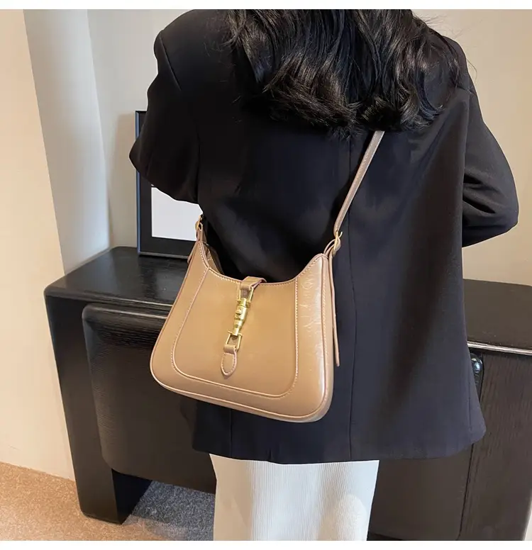Women's Brown Leather Shoulder Bag 2023 Winter New Arrival — feature 21