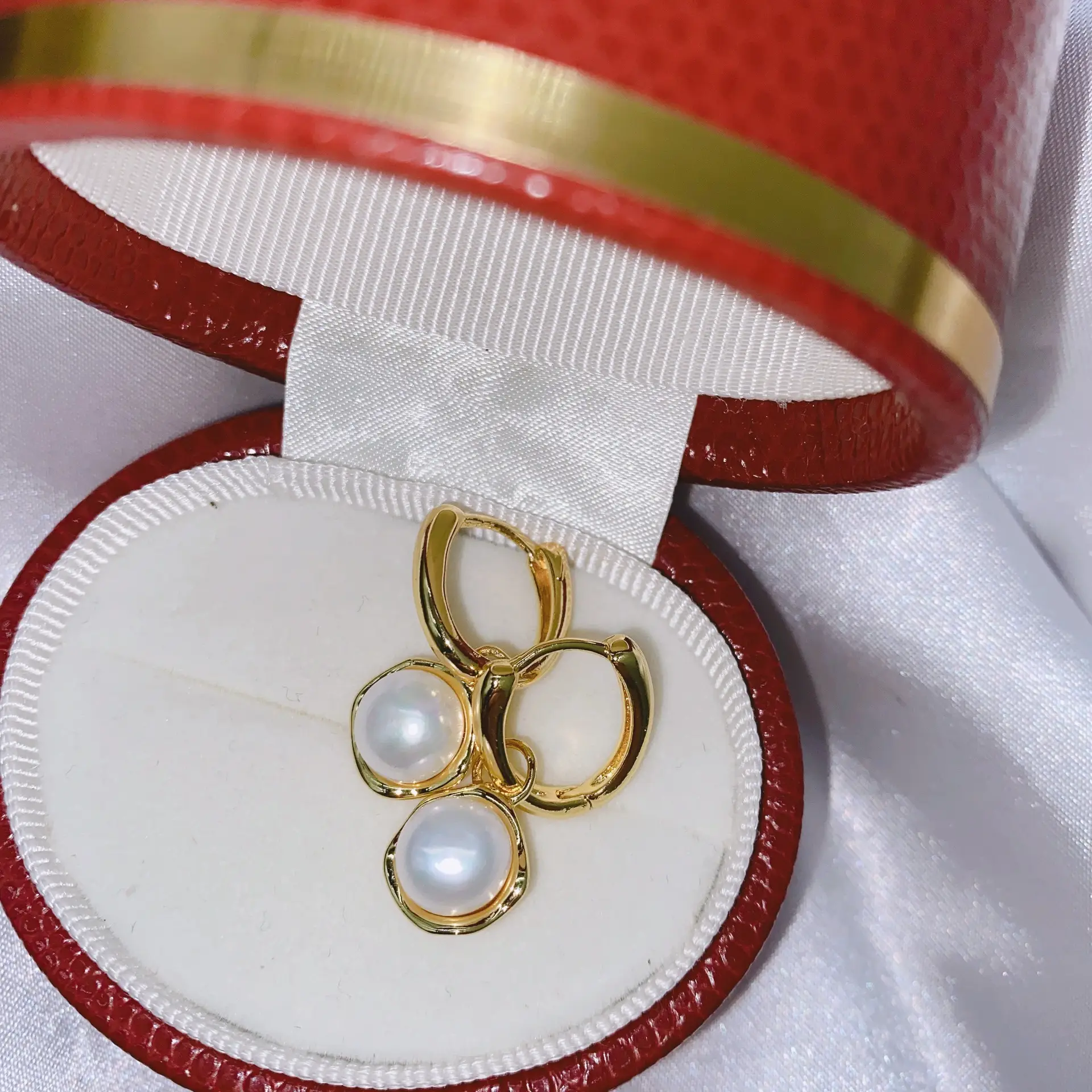 18K Gold Plated Pearl Earrings Set of 3 — feature 9