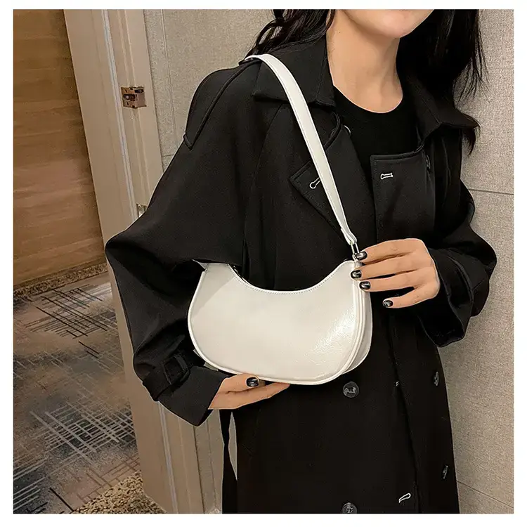2024 Women's Black Shoulder Bag with Adjustable Strap — feature 14
