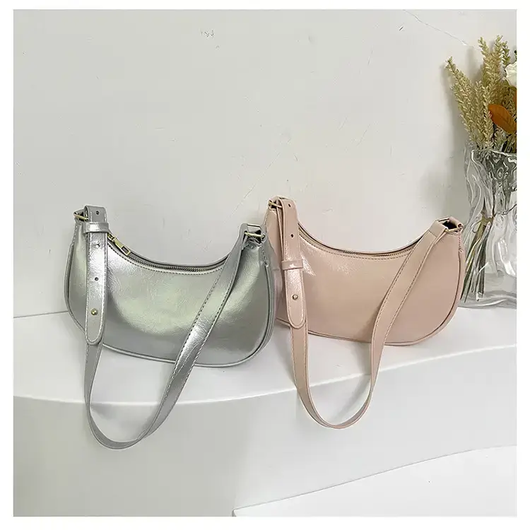 2024 Women's Black Shoulder Bag with Adjustable Strap — feature 21