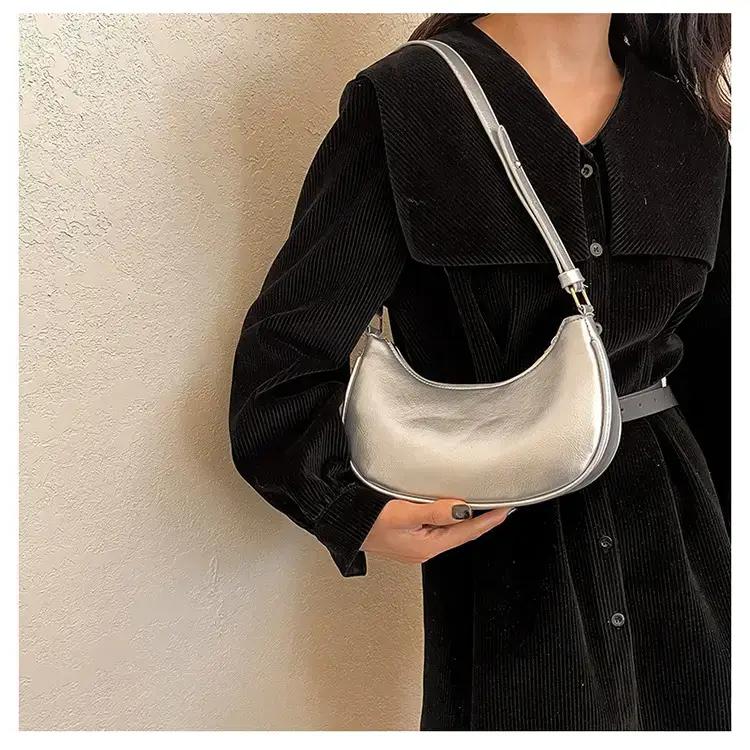 2024 Women's Black Shoulder Bag with Adjustable Strap — feature 7