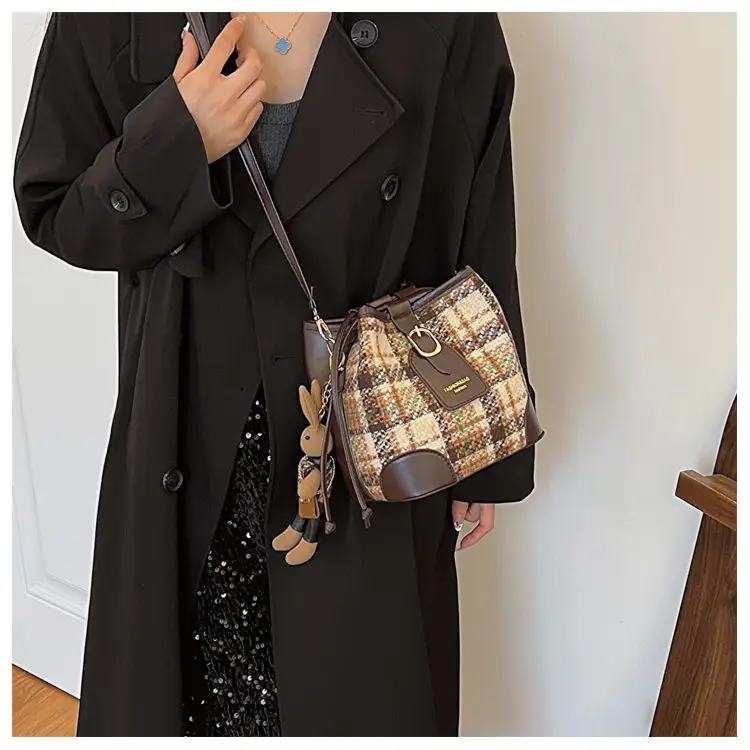 Plaid Woolen Crossbody Bag for Women Winter 2023 — feature 14