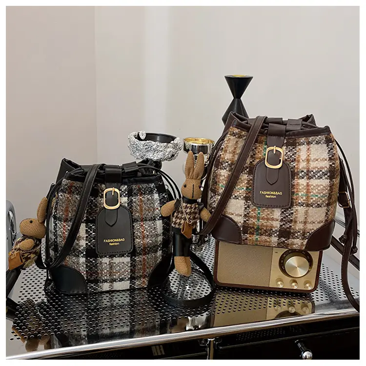 Plaid Woolen Crossbody Bag for Women Winter 2023 — feature 25