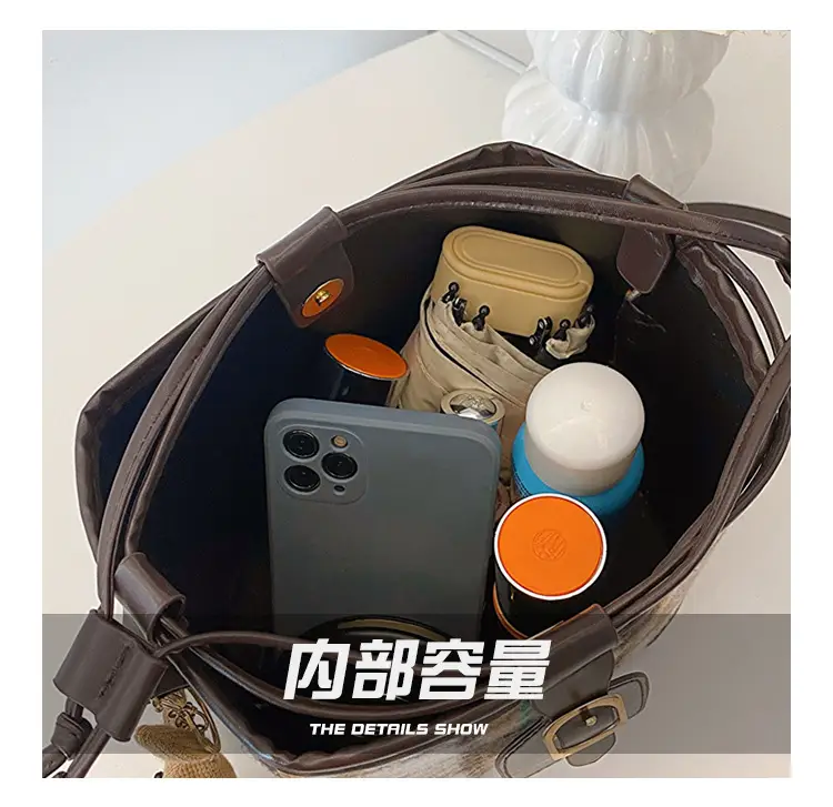 Plaid Woolen Crossbody Bag for Women Winter 2023 — feature 8