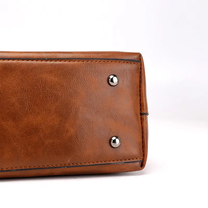 Brown Leather Shoulder Bag with Crossbody Strap - Image 6