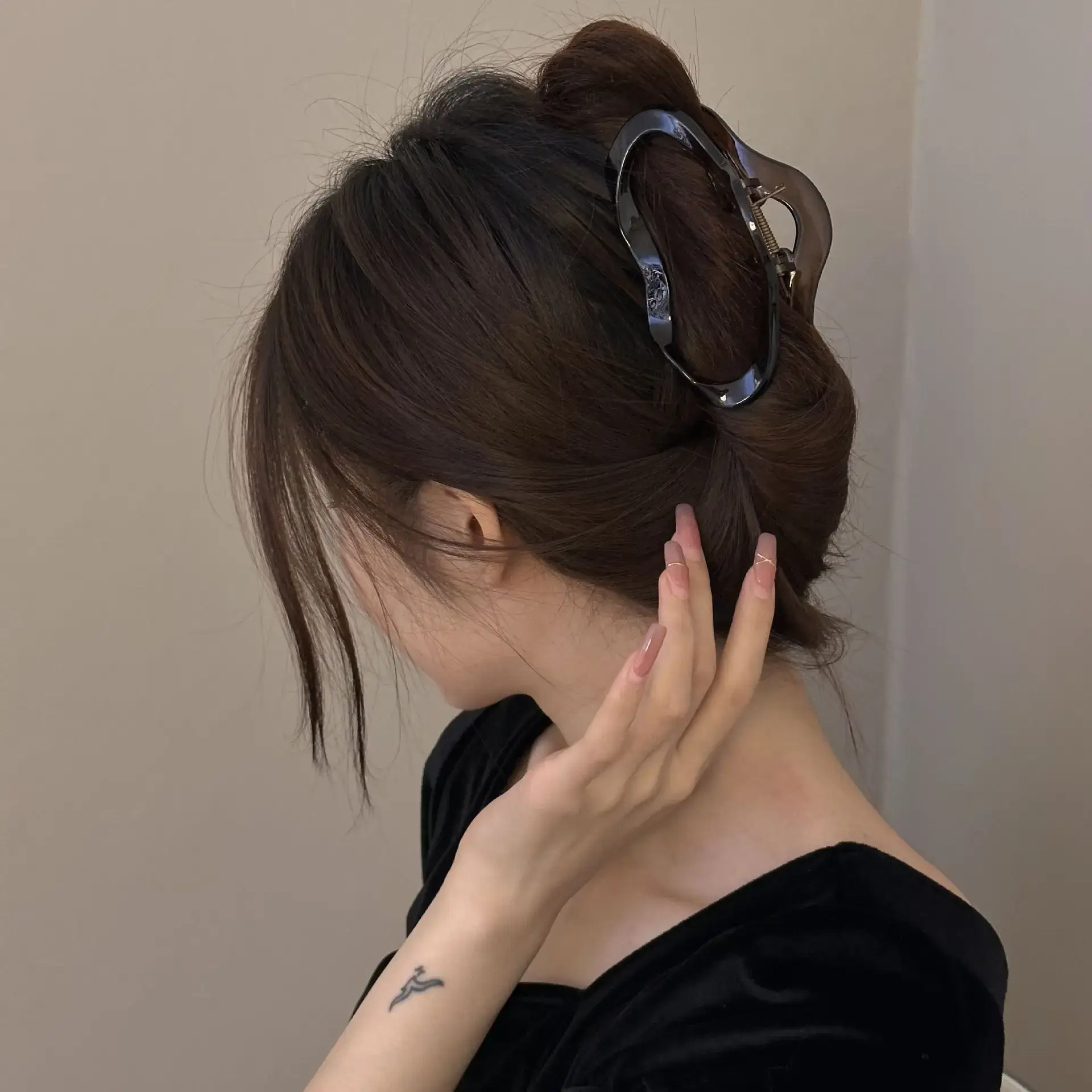 Black Tea Coffee Hair Grip Clip Half Tied