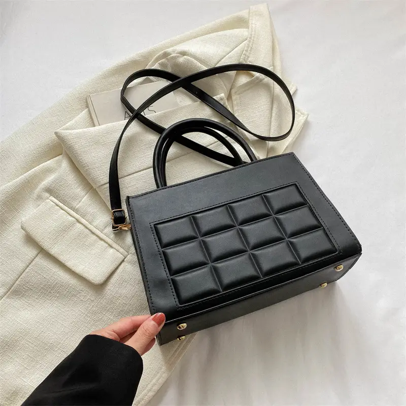 Korean Style Textured Shoulder Bag for Women 2023 - Image 2