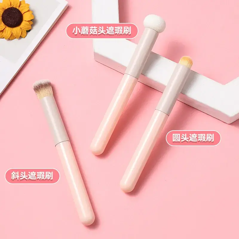 Dual-Use Concealer Brush for Wet & Dry Makeup - Image 6