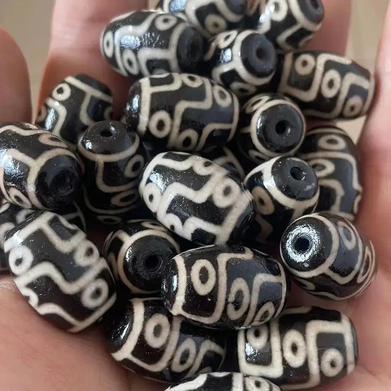 Wholesale Natural Agate Beads Black White 15x22mm - Image 3