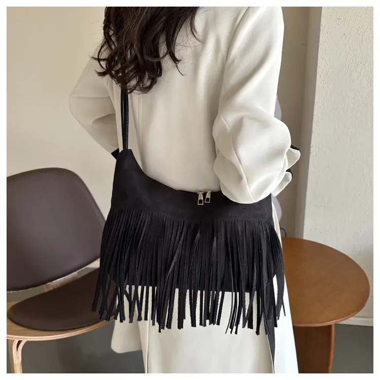 Tassel Crossbody Bag Women Winter Shoulder Bag Brown White — feature 18