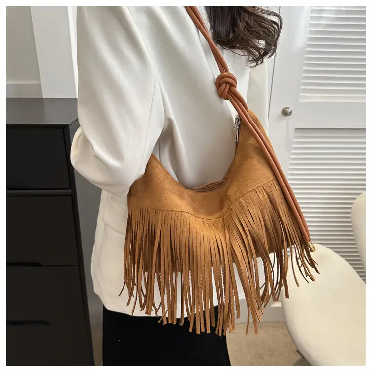 Tassel Crossbody Bag Women Winter Shoulder Bag Brown White — feature 25