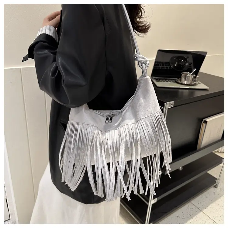 Tassel Crossbody Bag Women Winter Shoulder Bag Brown White — feature 27