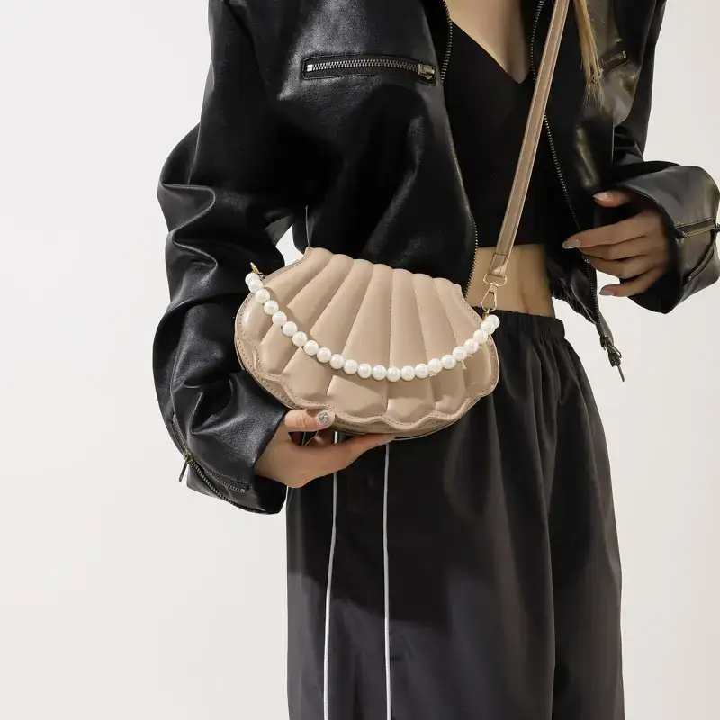 Women's Pink Pearl Shell Shoulder Bag 2024