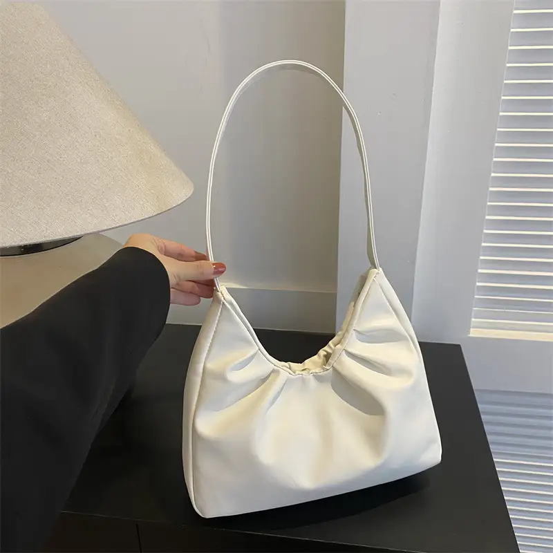 Black Retro Crossbody Bag for Women 2023