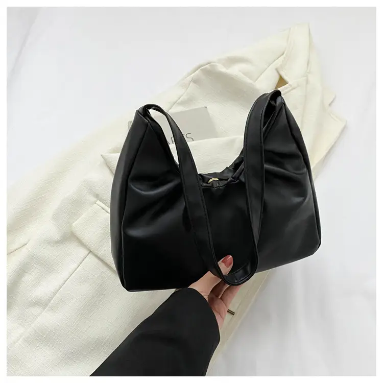 Black Retro Crossbody Bag for Women 2023 — feature 22