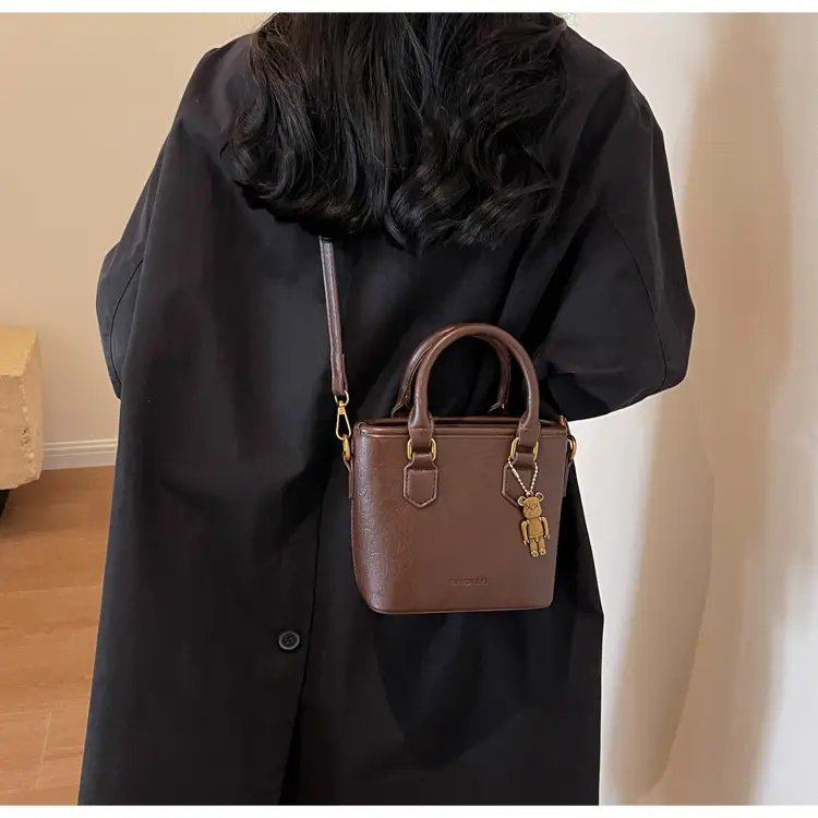 Women's White Leather Bucket Bag with Strap — feature 25