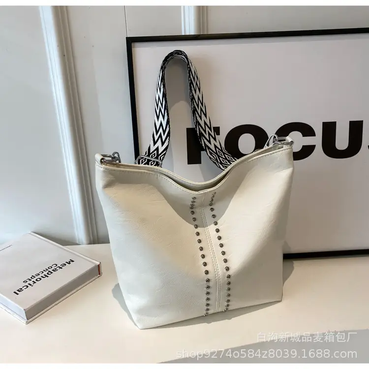 Black Leather Tote Bag with Chain Strap for Women