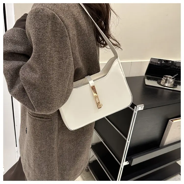 Brown Leather Shoulder Bag with Gold Chain for Women — feature 14
