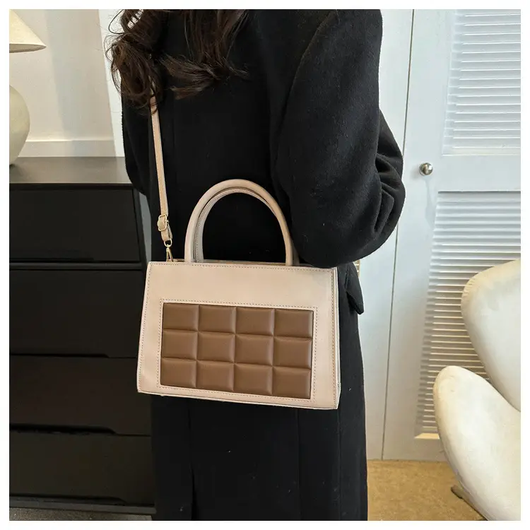 Elegant Plaid Shoulder Bag for Women 2023 — feature 15