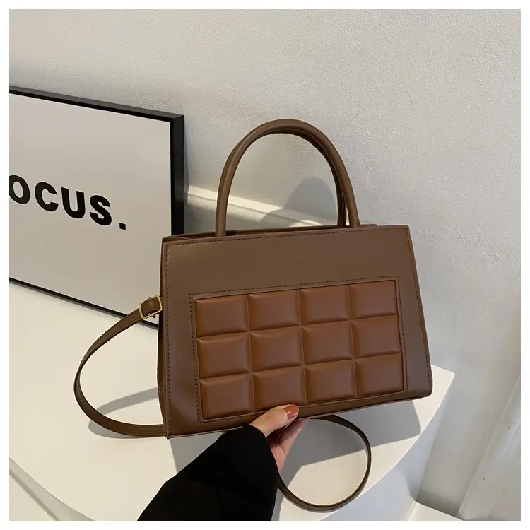 Elegant Plaid Shoulder Bag for Women 2023 — feature 23