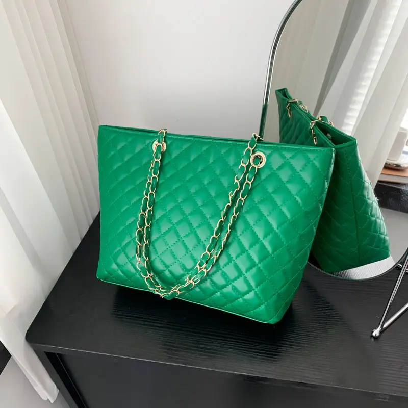 Black Rhombic Chain Shoulder Bag for Women